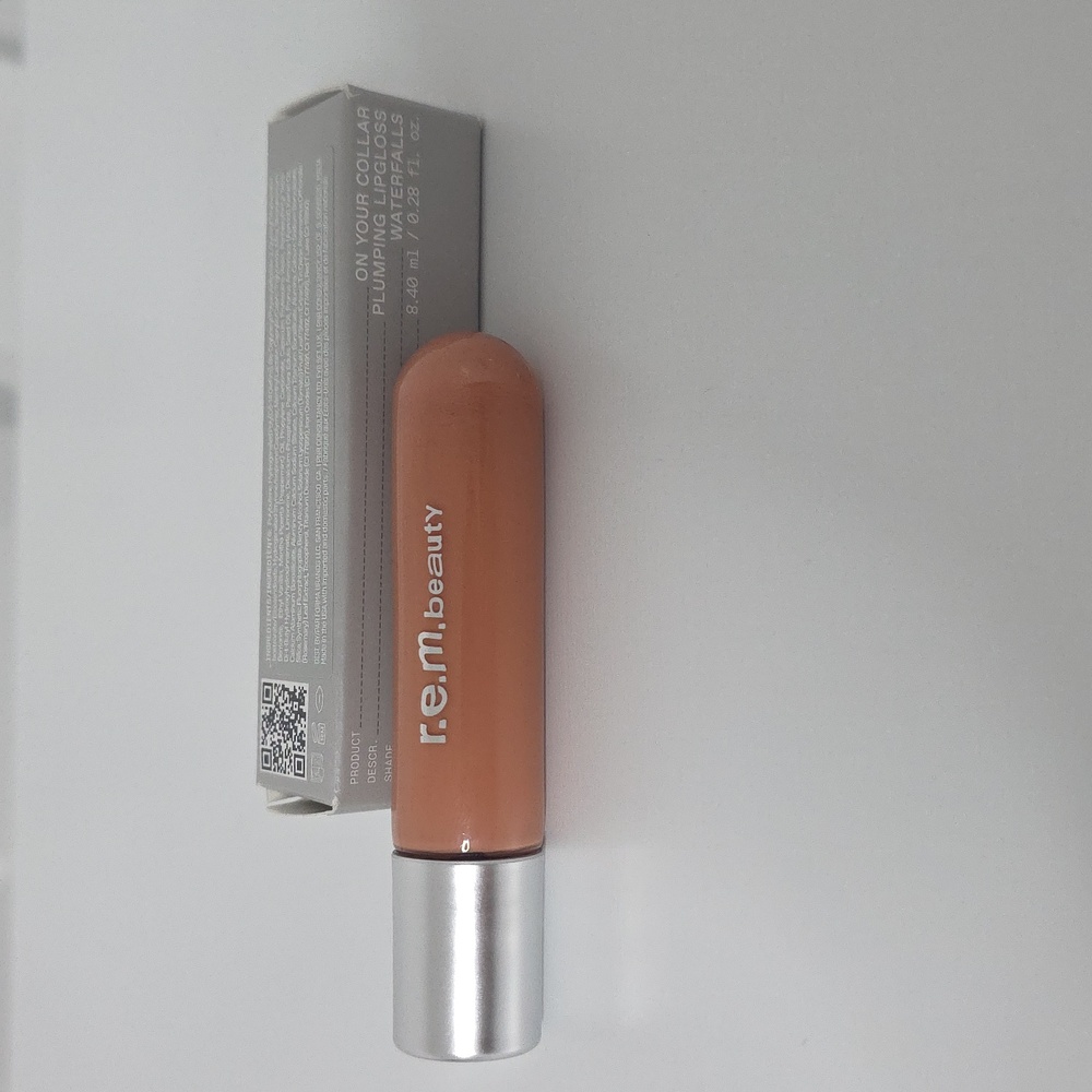 NIB r.e.m. Plumping Lipgloss- Shade Waterfalls